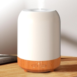 Essential Oil Diffuser 250ML – Quiet Aromatherapy Humidifier with LED & Auto-Off (Wood)